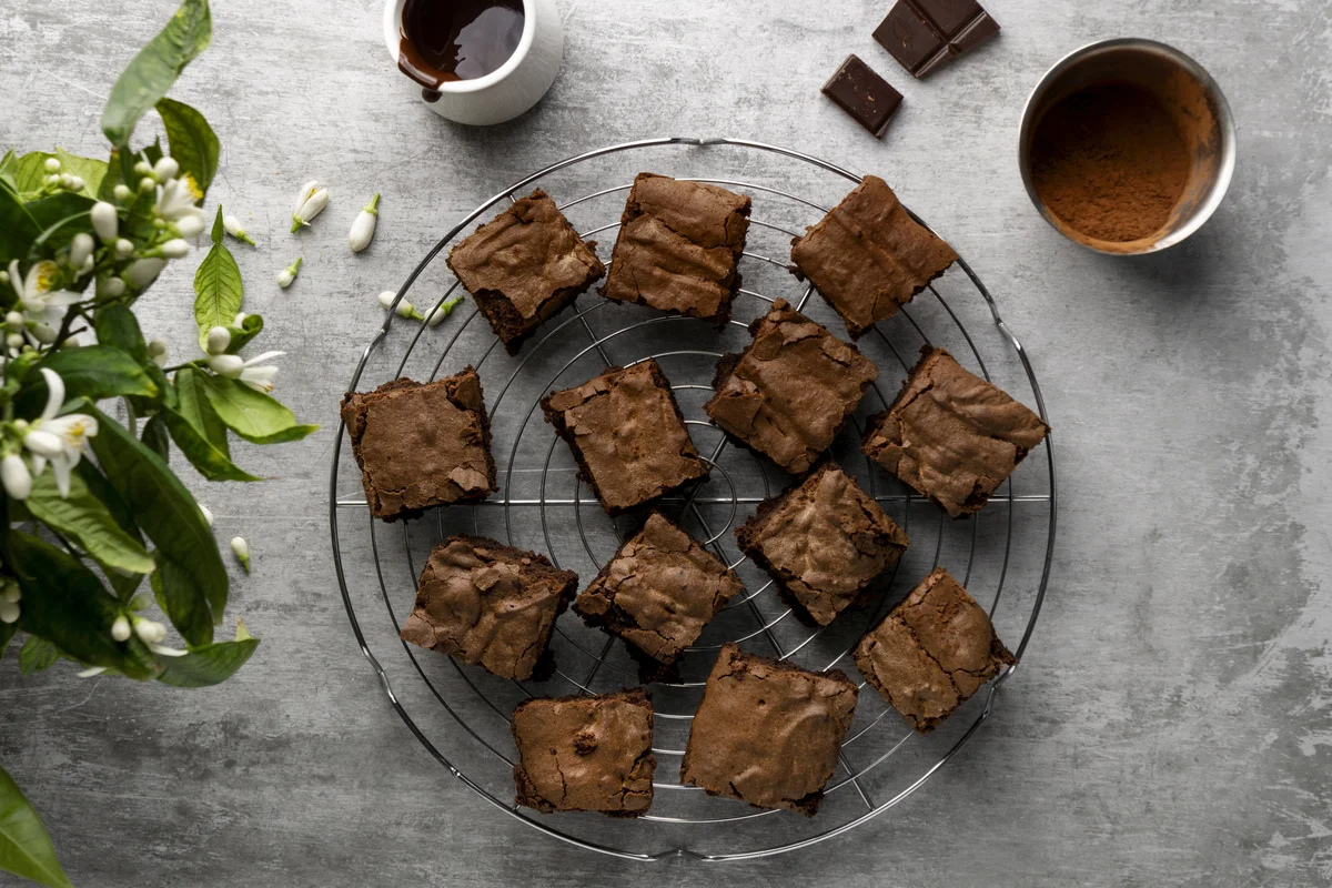 Selection of different brownie bakeware options.